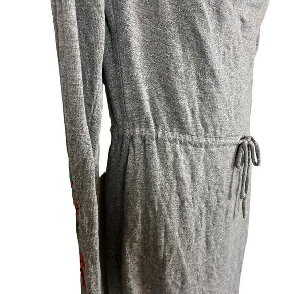 Anthropologie Dolan Port Maria Embroidered T-Shirt Mini Knit Gray Dress sz S - Picture 3 of 16